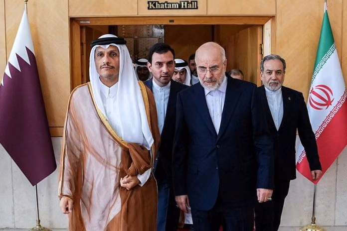 قطر تتوسط في جهود دبلوماسية بين أمريكا وإيران وسط تصاعد التوترات الاقتصادية