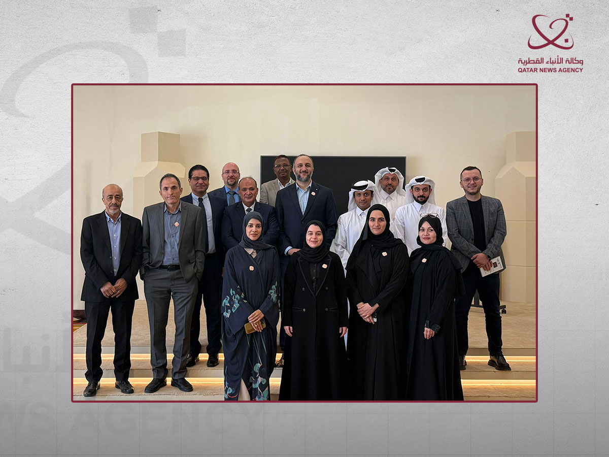 جامعة قطر تستعرض دور الذكاء الاصطناعي في تطوير بيئة العمل