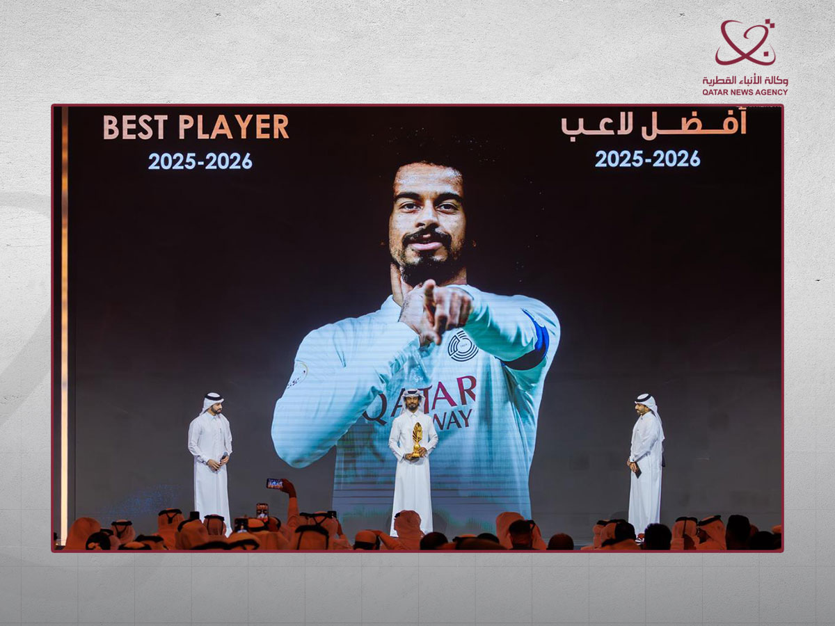 أكرم عفيف يحقق رقماً قياسياً سادساً بجائزة أفضل لاعب في قطر