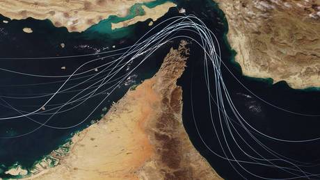 قطر تتوسط في محادثات مسقط حول مضيق هرمز لضمان حرية الملاحة