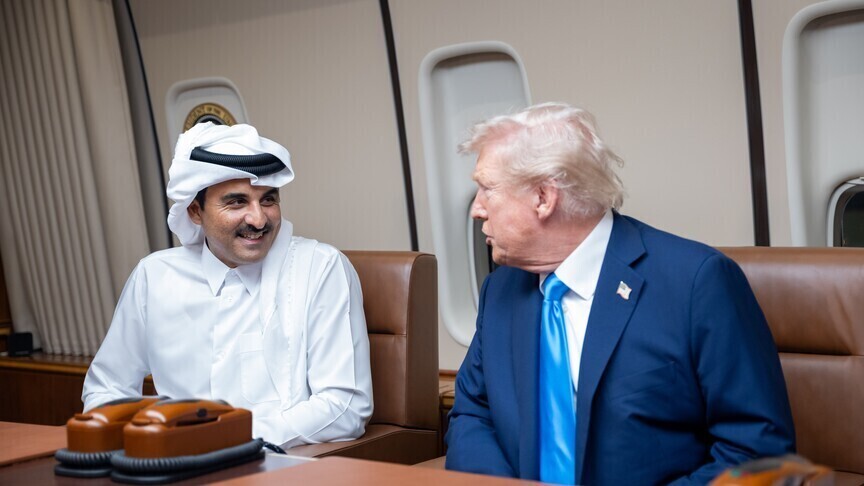 أمير قطر والرئيس الأمريكي يبحثان التطورات الإقليمية وجهود التهدئة