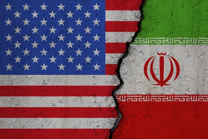 نائب الرئيس الأمريكي يبحث محادثات إيران مع رئيس وزراء قطر وسط آمال بتخفيف التوترات